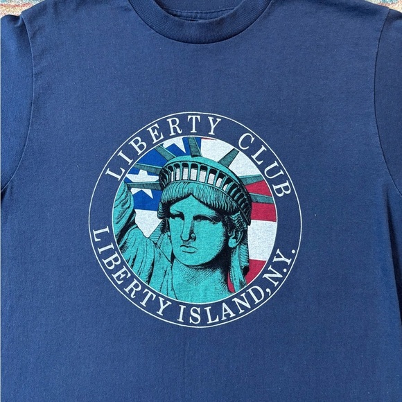 Vintage 80s Liberty Club Lady Liberty New York T-shirt Large - Picture 4 of 4
